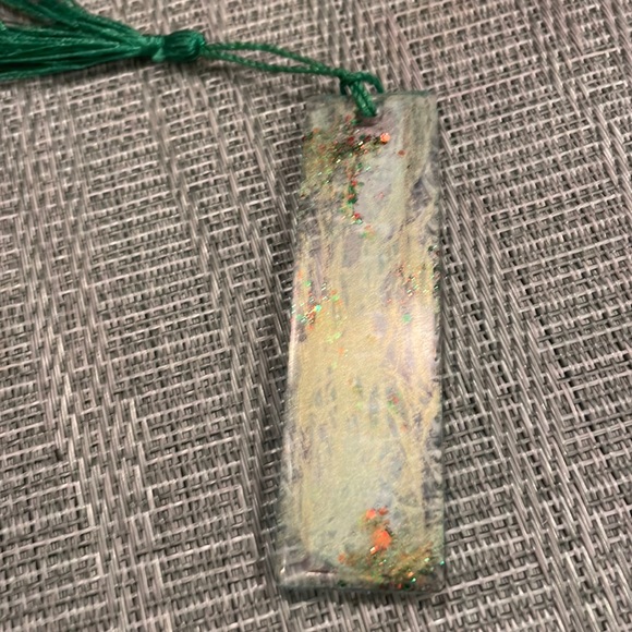 XMAS Handmade Festive Holiday Bookmark small white with green Strip - Picture 3 of 8